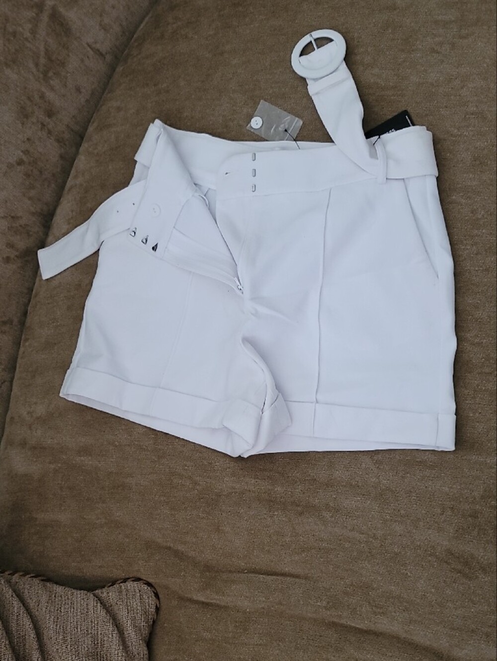 Express High-Waist White Belted Women’s Shorts - Picture 2 of 16